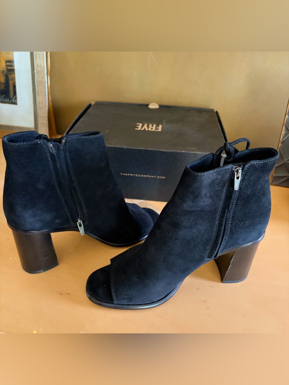 Frye Amy Side Ghillie Black Suede Peep Toe Ankle Bootie  8M Fits like 8 1/2